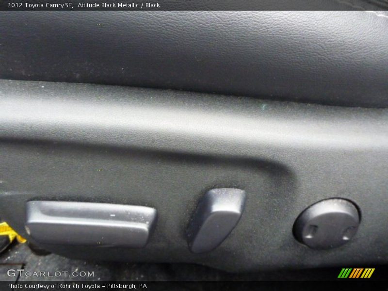 Attitude Black Metallic / Black 2012 Toyota Camry SE