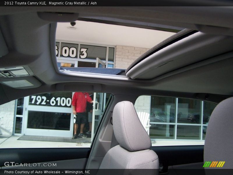 Magnetic Gray Metallic / Ash 2012 Toyota Camry XLE