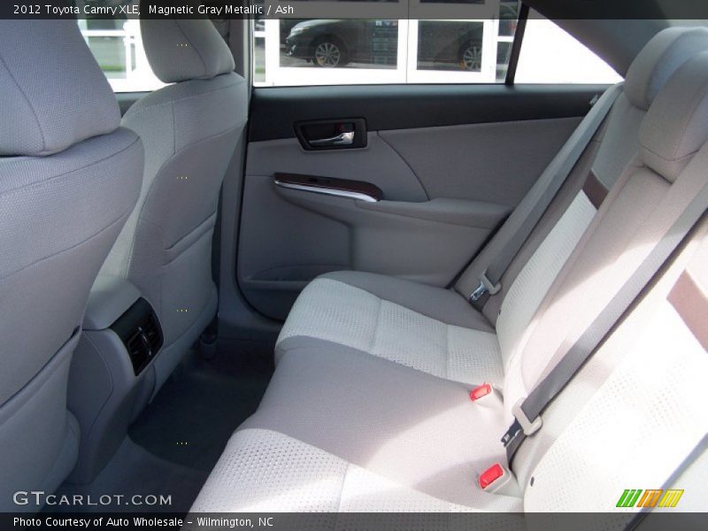 Magnetic Gray Metallic / Ash 2012 Toyota Camry XLE