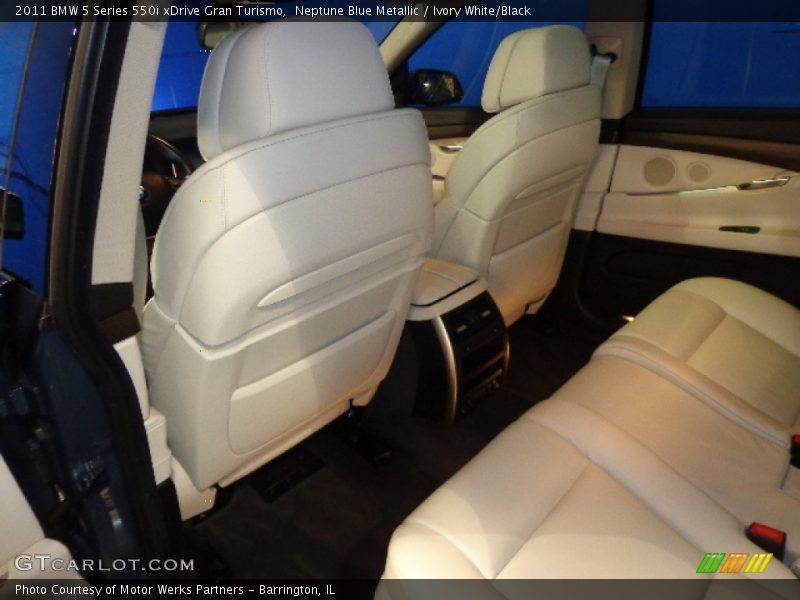 Neptune Blue Metallic / Ivory White/Black 2011 BMW 5 Series 550i xDrive Gran Turismo