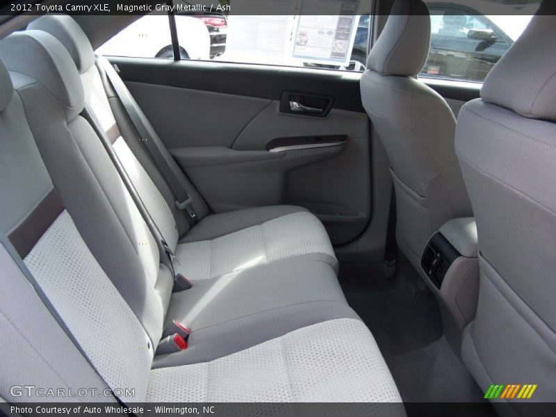 Magnetic Gray Metallic / Ash 2012 Toyota Camry XLE
