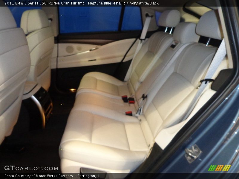Neptune Blue Metallic / Ivory White/Black 2011 BMW 5 Series 550i xDrive Gran Turismo