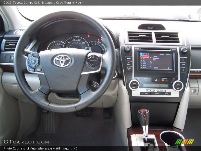 Magnetic Gray Metallic / Ash 2012 Toyota Camry XLE