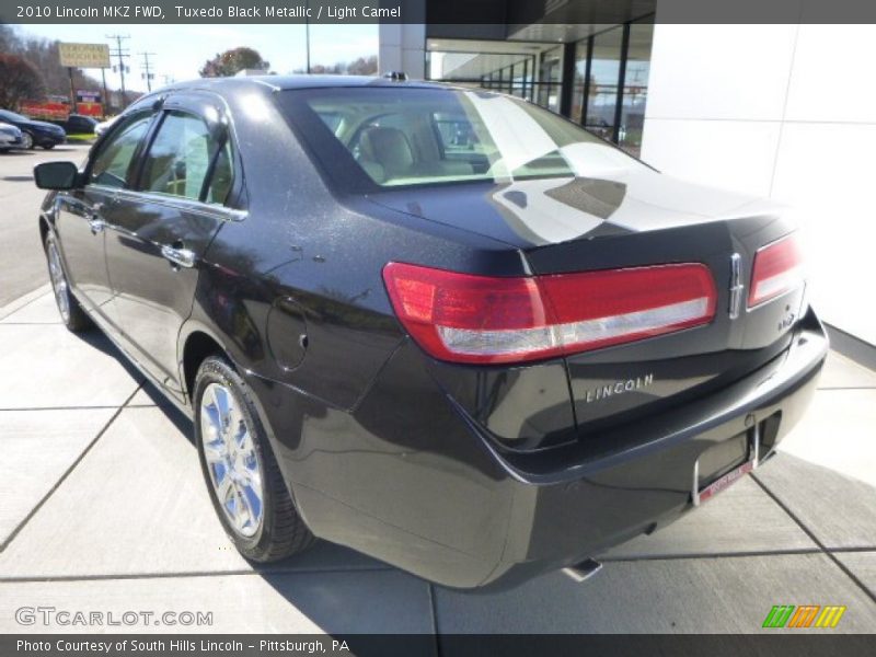 Tuxedo Black Metallic / Light Camel 2010 Lincoln MKZ FWD