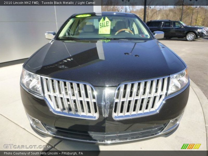 Tuxedo Black Metallic / Light Camel 2010 Lincoln MKZ FWD