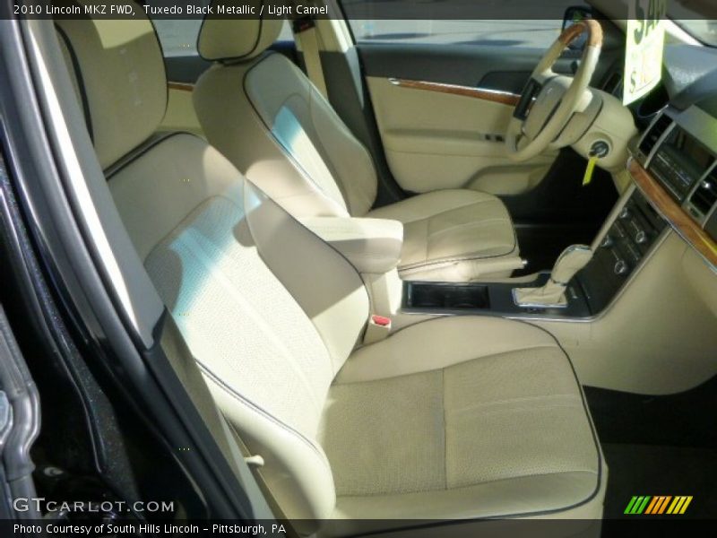 Tuxedo Black Metallic / Light Camel 2010 Lincoln MKZ FWD