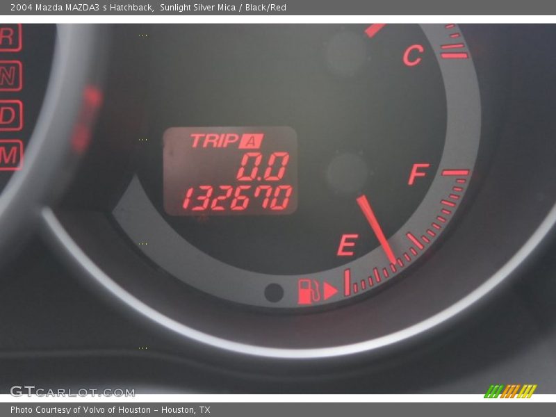 Sunlight Silver Mica / Black/Red 2004 Mazda MAZDA3 s Hatchback