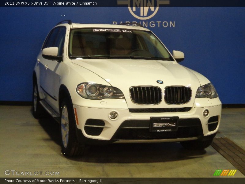 Alpine White / Cinnamon 2011 BMW X5 xDrive 35i