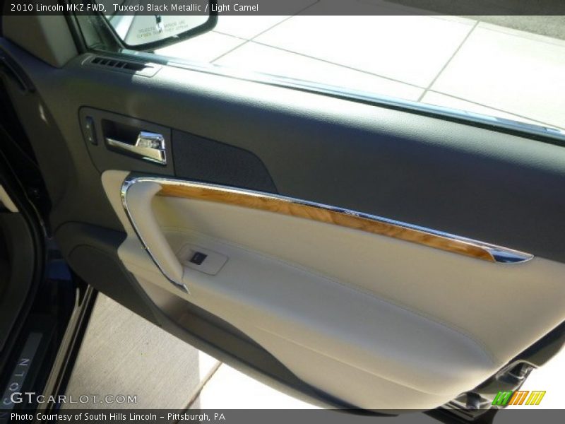 Tuxedo Black Metallic / Light Camel 2010 Lincoln MKZ FWD