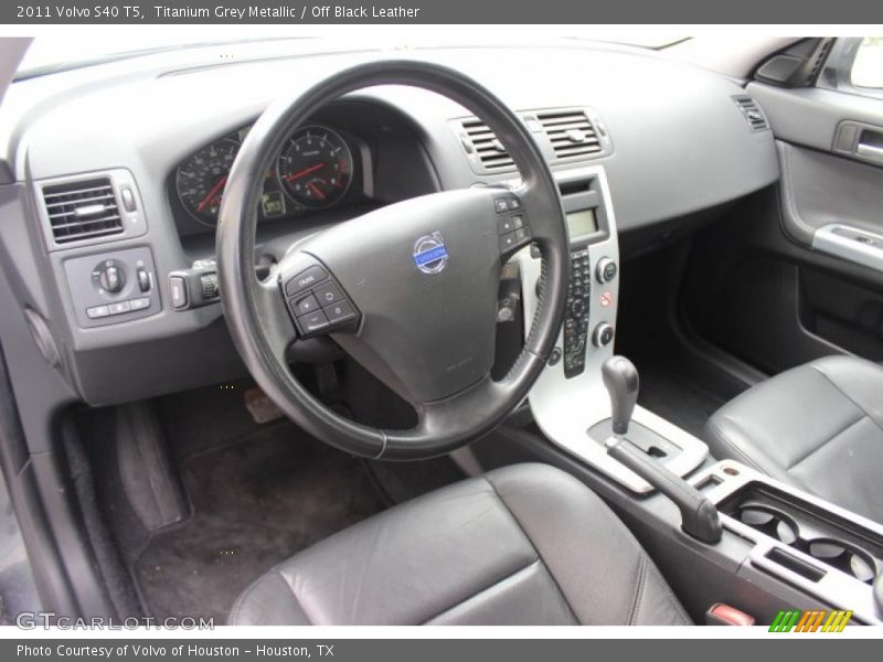 Titanium Grey Metallic / Off Black Leather 2011 Volvo S40 T5