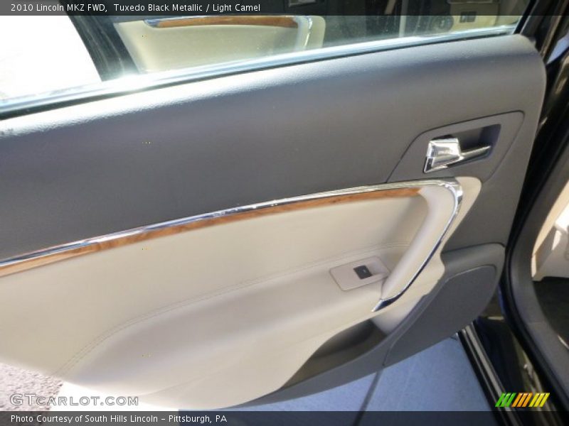 Tuxedo Black Metallic / Light Camel 2010 Lincoln MKZ FWD