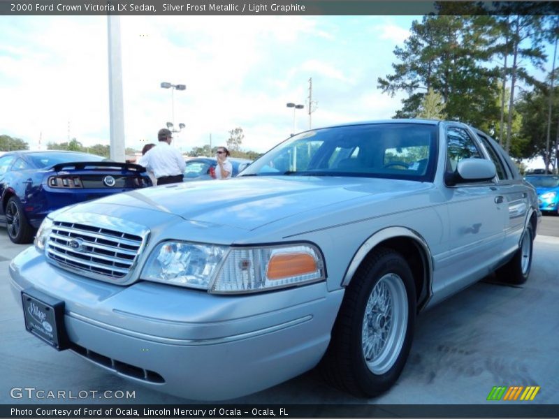 Silver Frost Metallic / Light Graphite 2000 Ford Crown Victoria LX Sedan