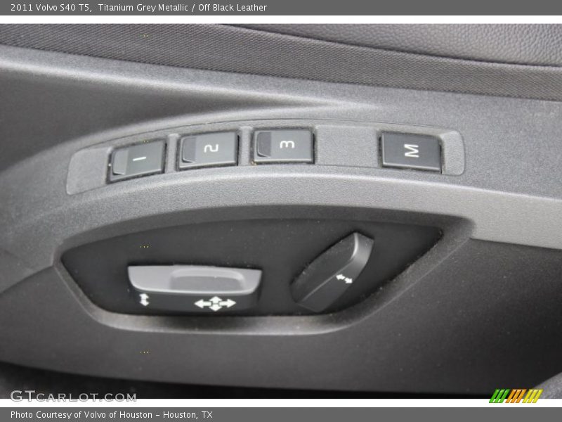 Titanium Grey Metallic / Off Black Leather 2011 Volvo S40 T5
