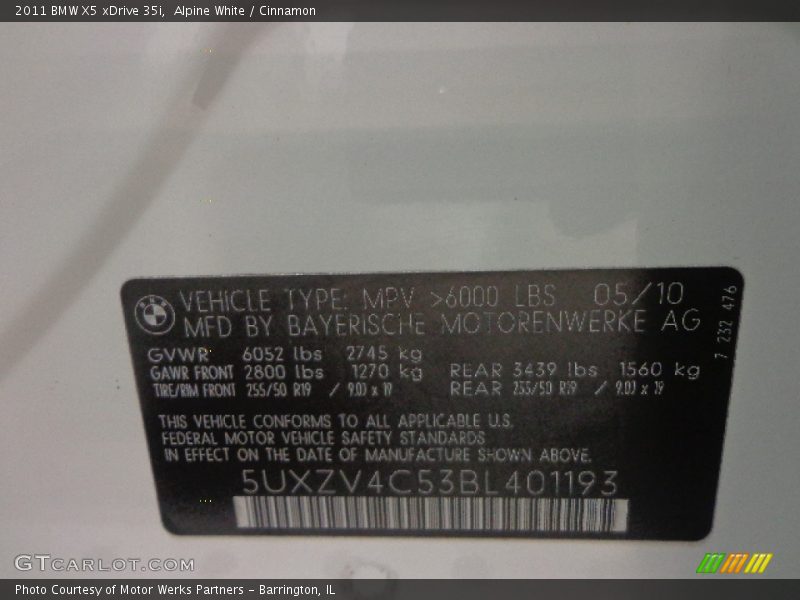 Alpine White / Cinnamon 2011 BMW X5 xDrive 35i