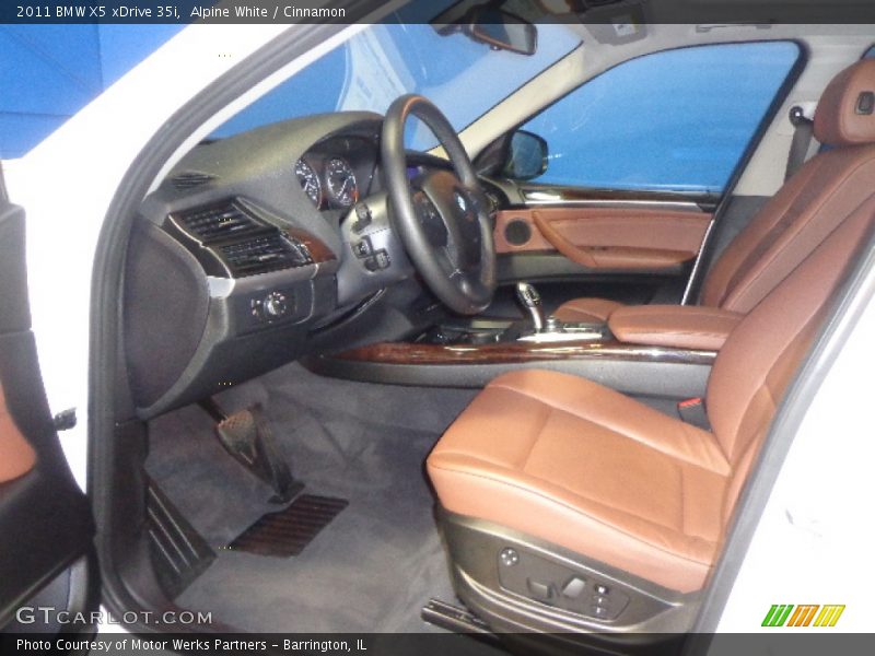 Alpine White / Cinnamon 2011 BMW X5 xDrive 35i