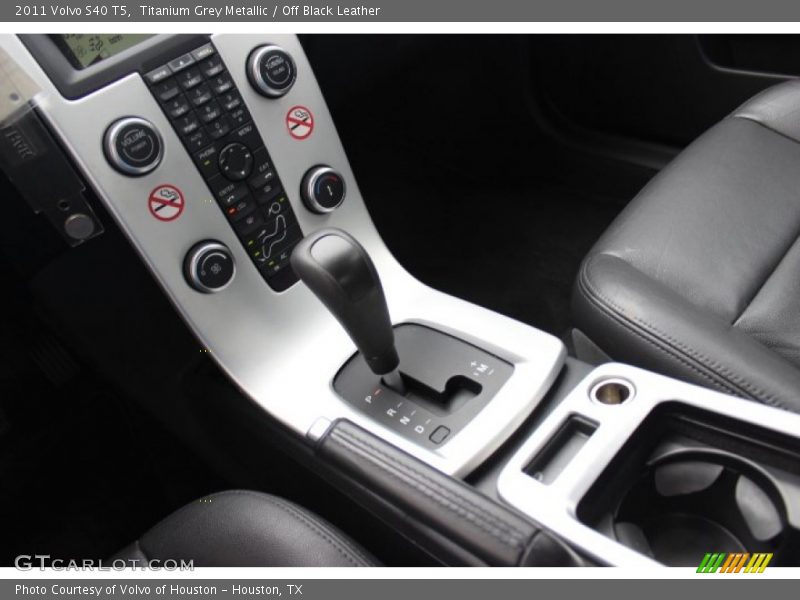 Titanium Grey Metallic / Off Black Leather 2011 Volvo S40 T5