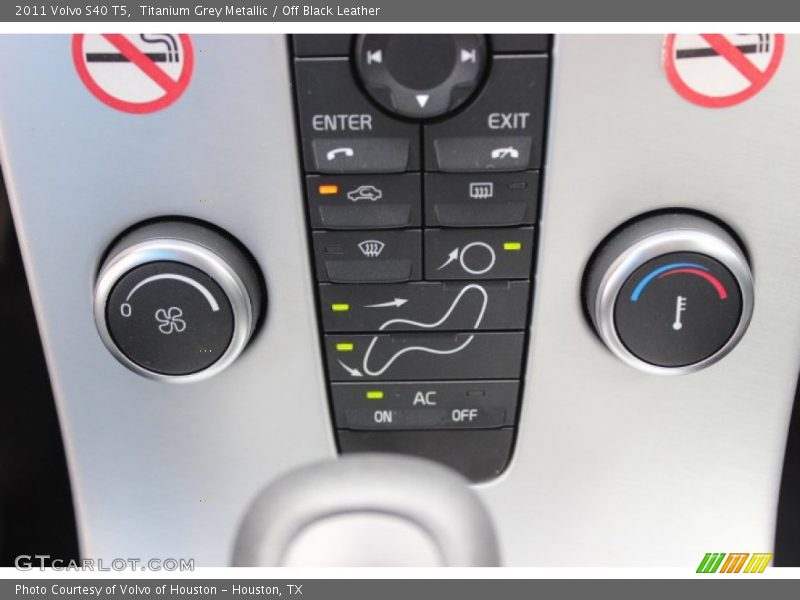 Titanium Grey Metallic / Off Black Leather 2011 Volvo S40 T5