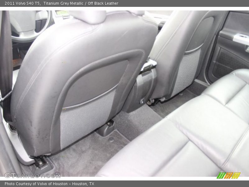 Titanium Grey Metallic / Off Black Leather 2011 Volvo S40 T5