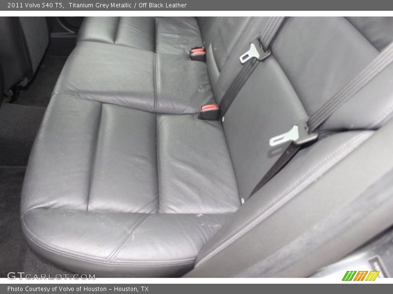 Titanium Grey Metallic / Off Black Leather 2011 Volvo S40 T5