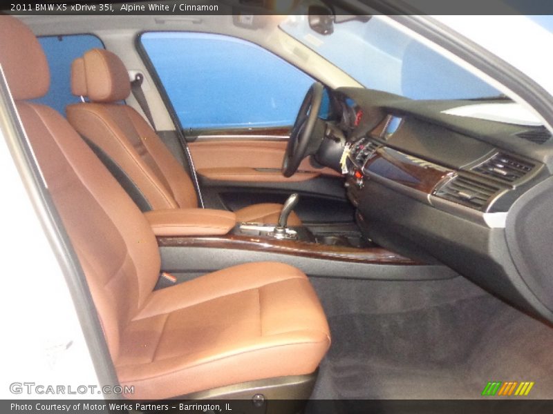 Alpine White / Cinnamon 2011 BMW X5 xDrive 35i