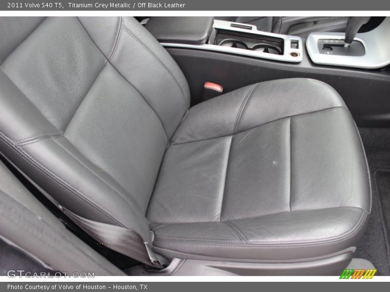 Titanium Grey Metallic / Off Black Leather 2011 Volvo S40 T5
