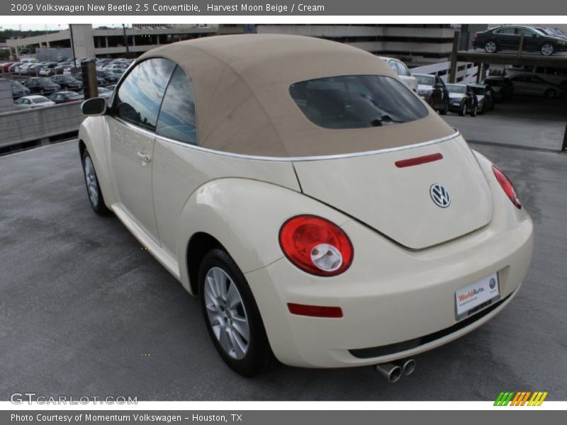 Harvest Moon Beige / Cream 2009 Volkswagen New Beetle 2.5 Convertible