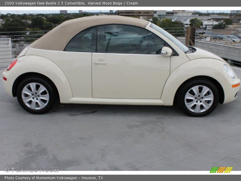 Harvest Moon Beige / Cream 2009 Volkswagen New Beetle 2.5 Convertible