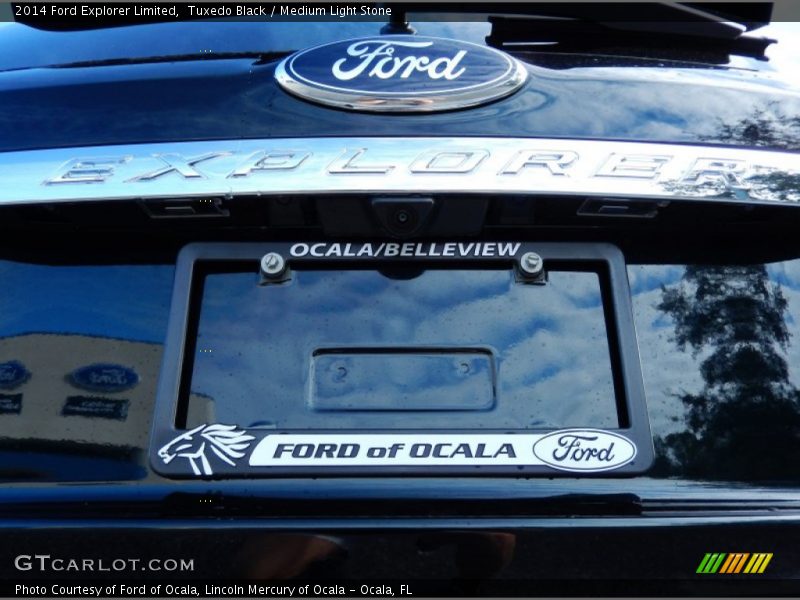 Tuxedo Black / Medium Light Stone 2014 Ford Explorer Limited