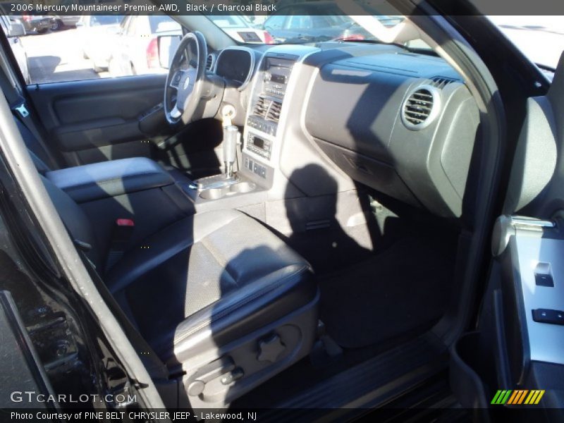 Black / Charcoal Black 2006 Mercury Mountaineer Premier AWD