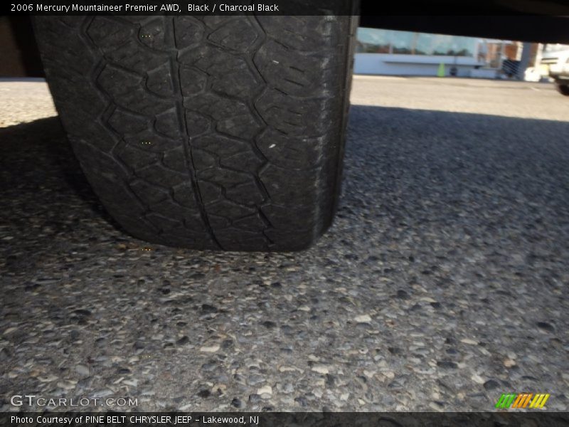 Black / Charcoal Black 2006 Mercury Mountaineer Premier AWD