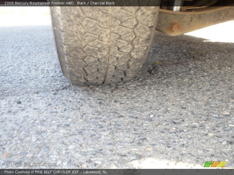 Black / Charcoal Black 2006 Mercury Mountaineer Premier AWD