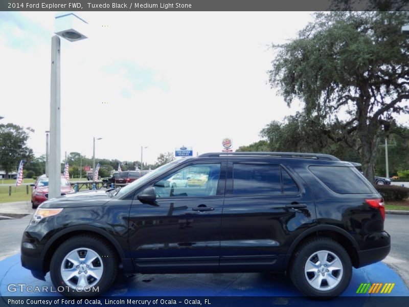 Tuxedo Black / Medium Light Stone 2014 Ford Explorer FWD