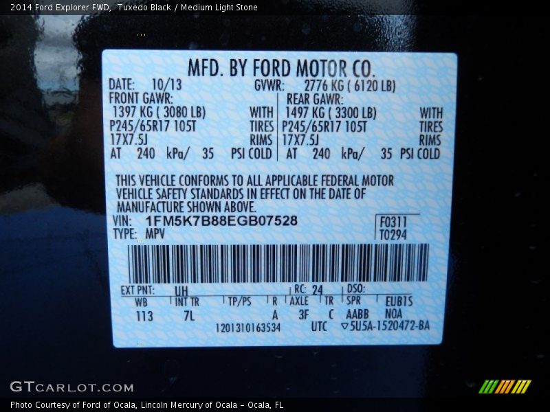 Tuxedo Black / Medium Light Stone 2014 Ford Explorer FWD