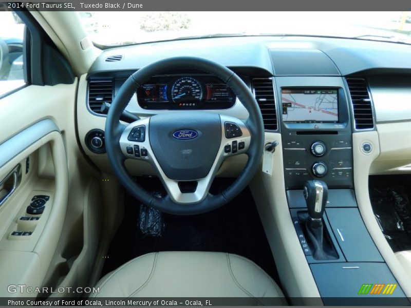 Tuxedo Black / Dune 2014 Ford Taurus SEL