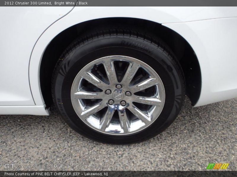 Bright White / Black 2012 Chrysler 300 Limited