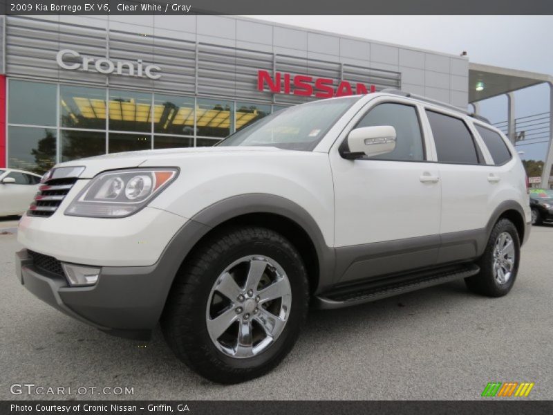 Clear White / Gray 2009 Kia Borrego EX V6