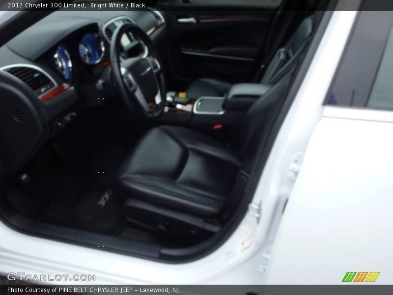 Bright White / Black 2012 Chrysler 300 Limited