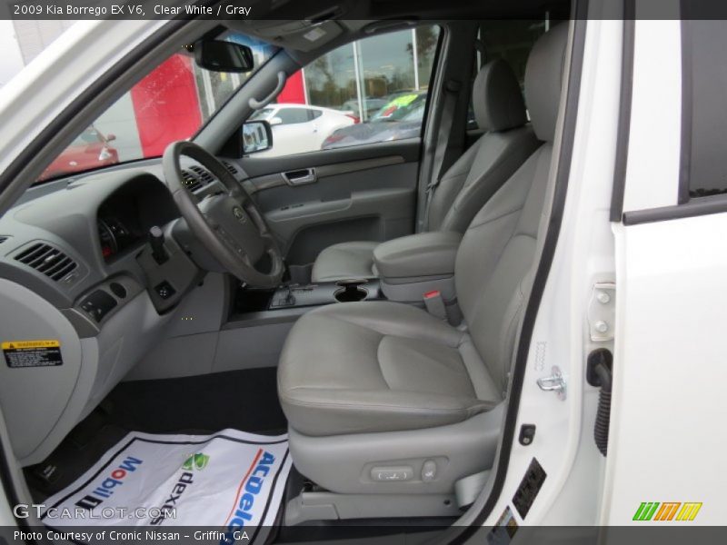 Clear White / Gray 2009 Kia Borrego EX V6