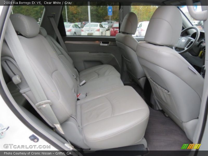 Clear White / Gray 2009 Kia Borrego EX V6