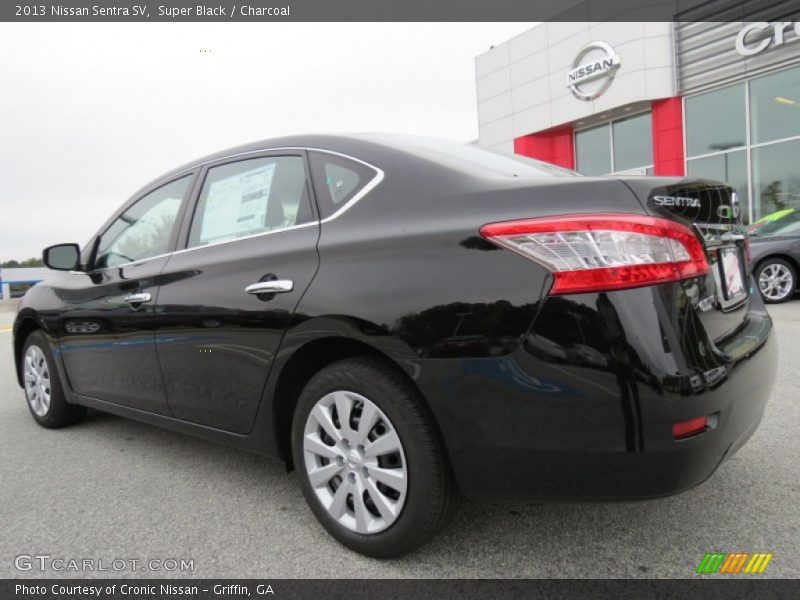 Super Black / Charcoal 2013 Nissan Sentra SV