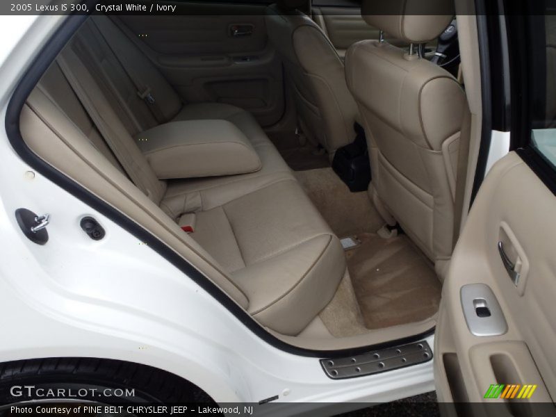 Crystal White / Ivory 2005 Lexus IS 300