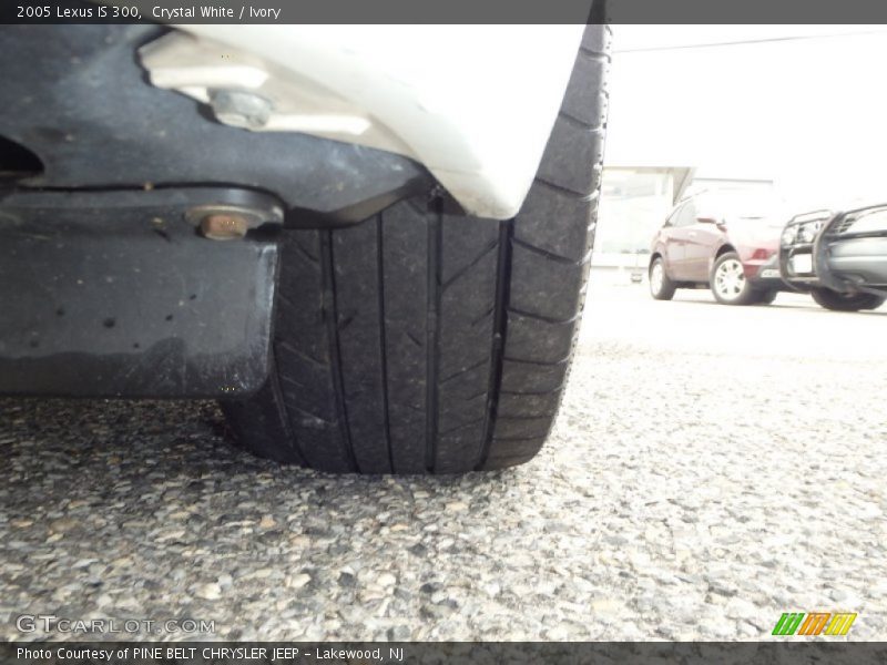 Crystal White / Ivory 2005 Lexus IS 300