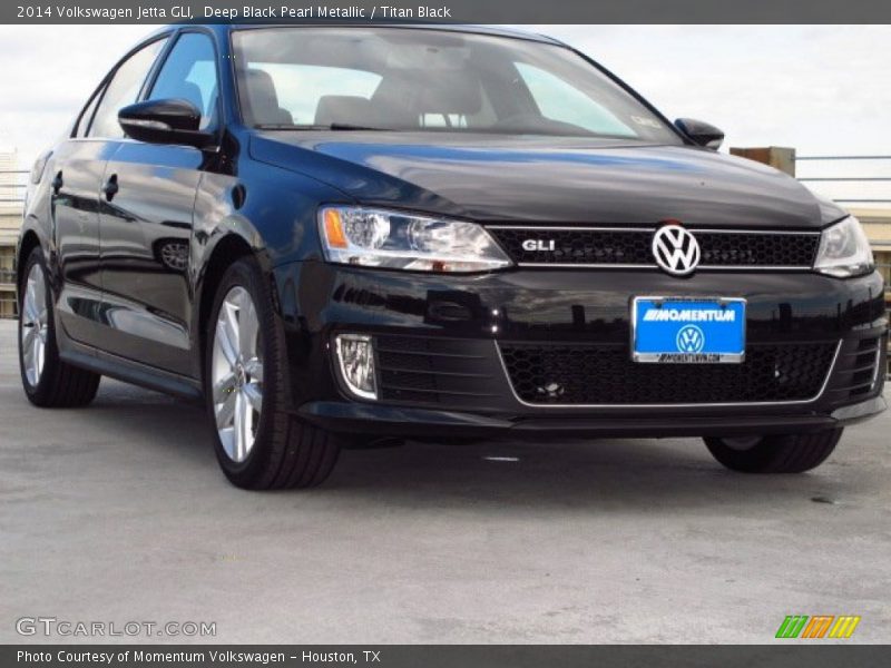 Deep Black Pearl Metallic / Titan Black 2014 Volkswagen Jetta GLI