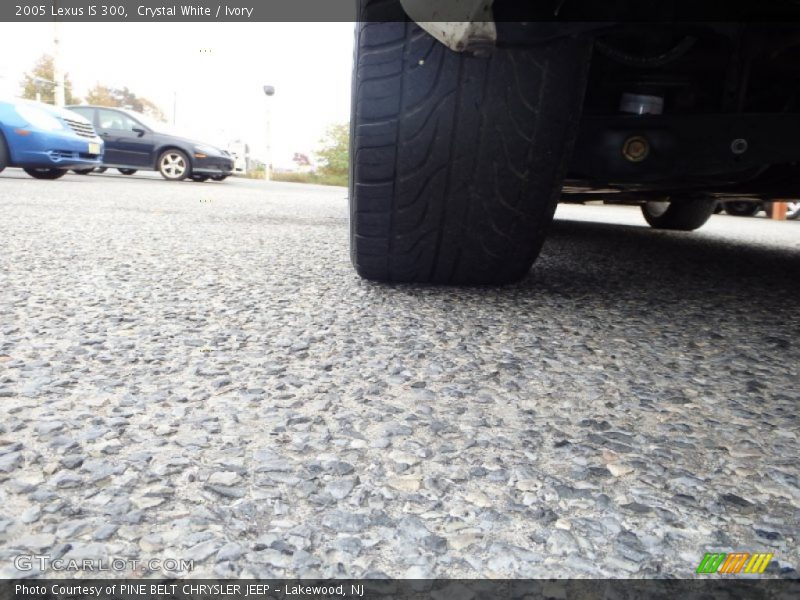 Crystal White / Ivory 2005 Lexus IS 300