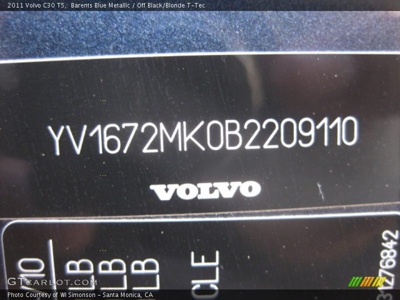Barents Blue Metallic / Off Black/Blonde T-Tec 2011 Volvo C30 T5