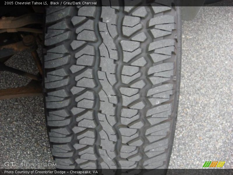 Black / Gray/Dark Charcoal 2005 Chevrolet Tahoe LS