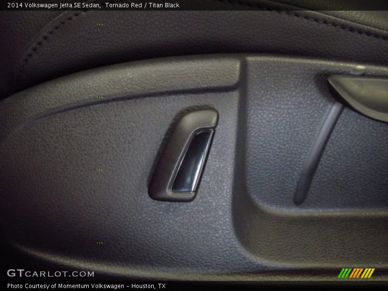 Tornado Red / Titan Black 2014 Volkswagen Jetta SE Sedan