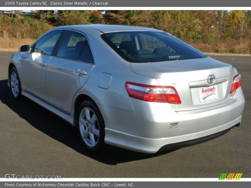 Classic Silver Metallic / Charcoal 2009 Toyota Camry SE