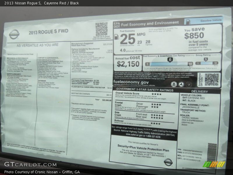 Cayenne Red / Black 2013 Nissan Rogue S