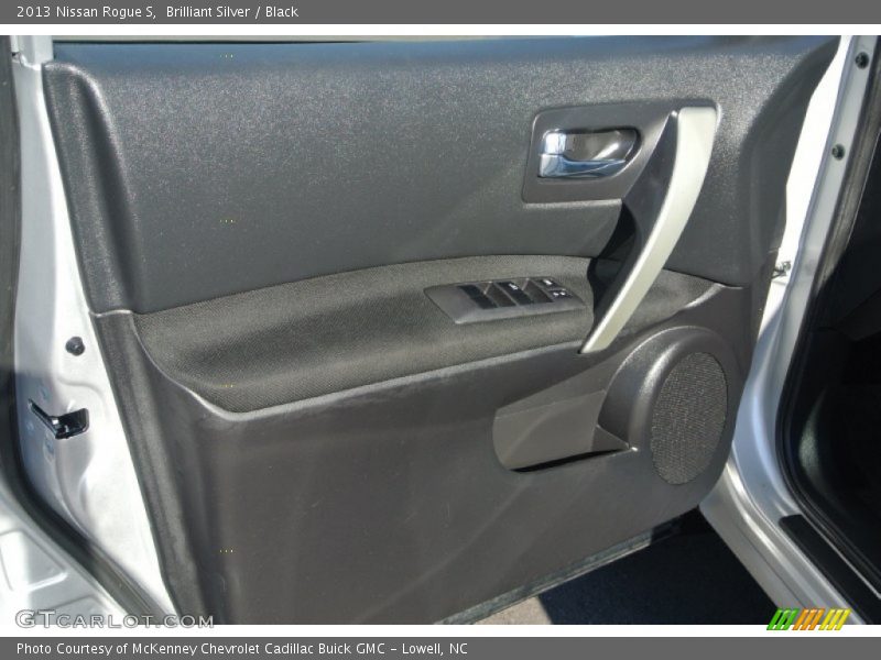 Brilliant Silver / Black 2013 Nissan Rogue S